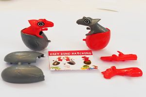 BABY DINO HATCHING (1)